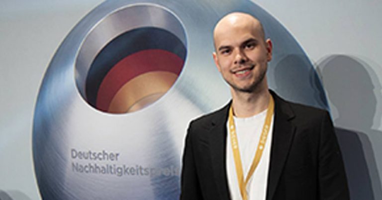 Revoja Phillip Kaapke#DNP25